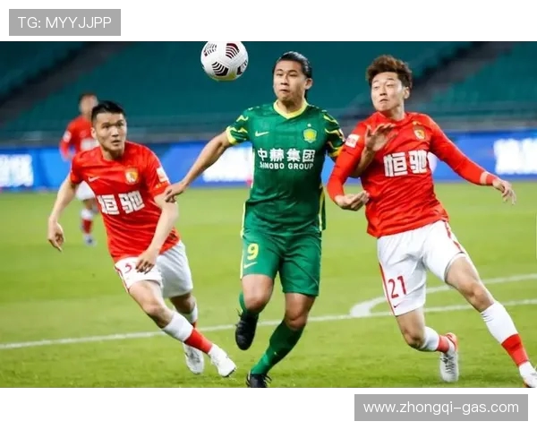 成都足球队强势领跑城市联赛积分榜目前积分达到61分